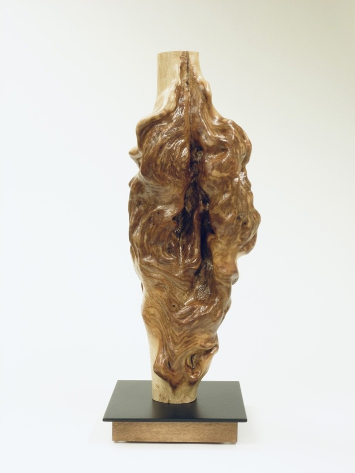 Ondoyances, de l'artiste Christianne Hamel, Sculpture, matière : Érable - Métal, Technique : Taille directe, Création unique, dimension : 25 x 72 x 25 cm