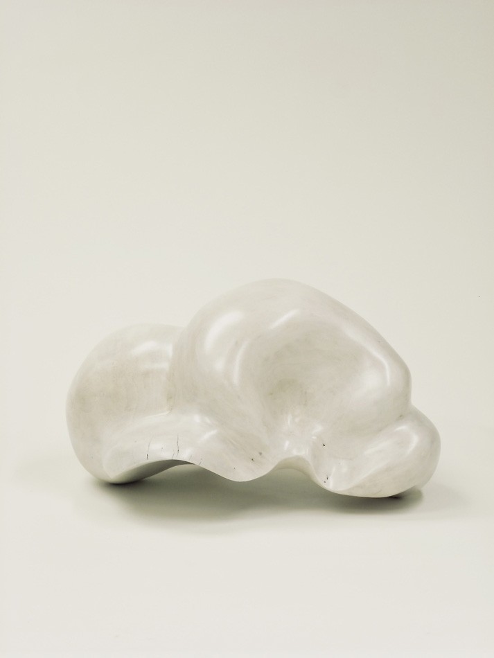 Lobule, de l'artiste Christianne Hamel, Sculpture, matière : Merisier, Technique : Taille directe, Création unique, dimension : 34 x 26 x 18 cm