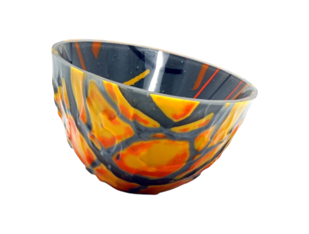 Au coeur du roc, de l'artiste Lucie Martineau (Enora), Sculpture, Verre, Création unique, dimension : 3.5 x 8 x 5 po,