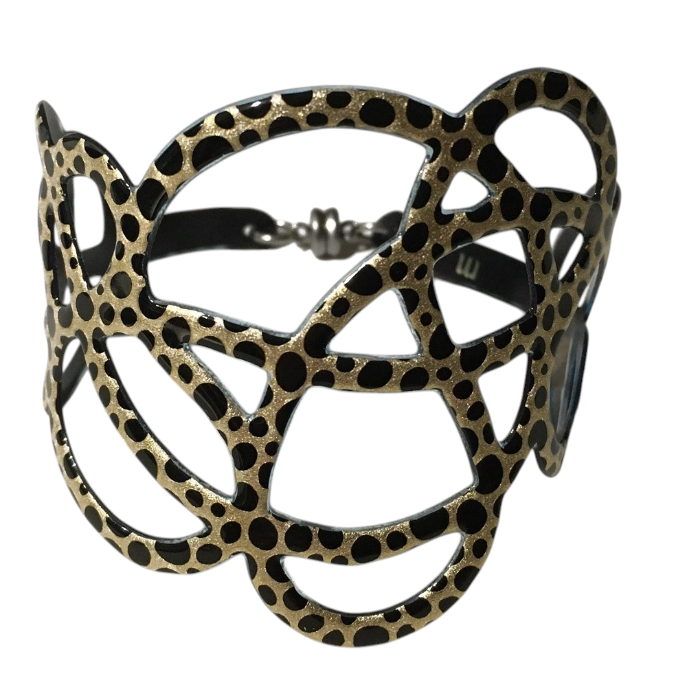 Bracelet Gribouilli, no 5, doré, de l'artiste Molusk, Longueur 6.5 pouces, Bijou aquatique souple et léger fait de PVC coloré qui épouse la forme du corps à la manière d’un tatouage