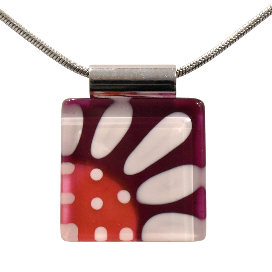 Collier carré 1 pouce, no 41, de l'artiste Azurine, Peint à la main, Chaîne 18 po en acier inoxydable, Matière première : verre, cuisson au four