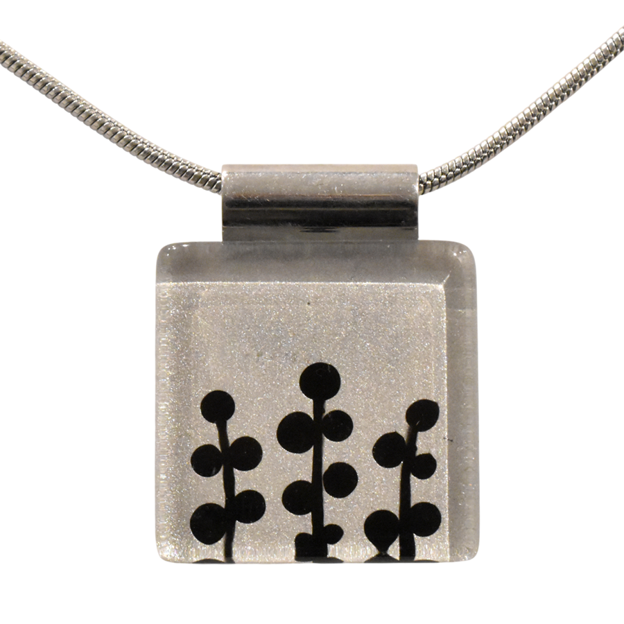 Collier carré 1 pouce, no 70, de l'artiste Azurine, Peint à la main, Chaîne 18 po acier inoxydable, Matière première : verre, cuisson au four