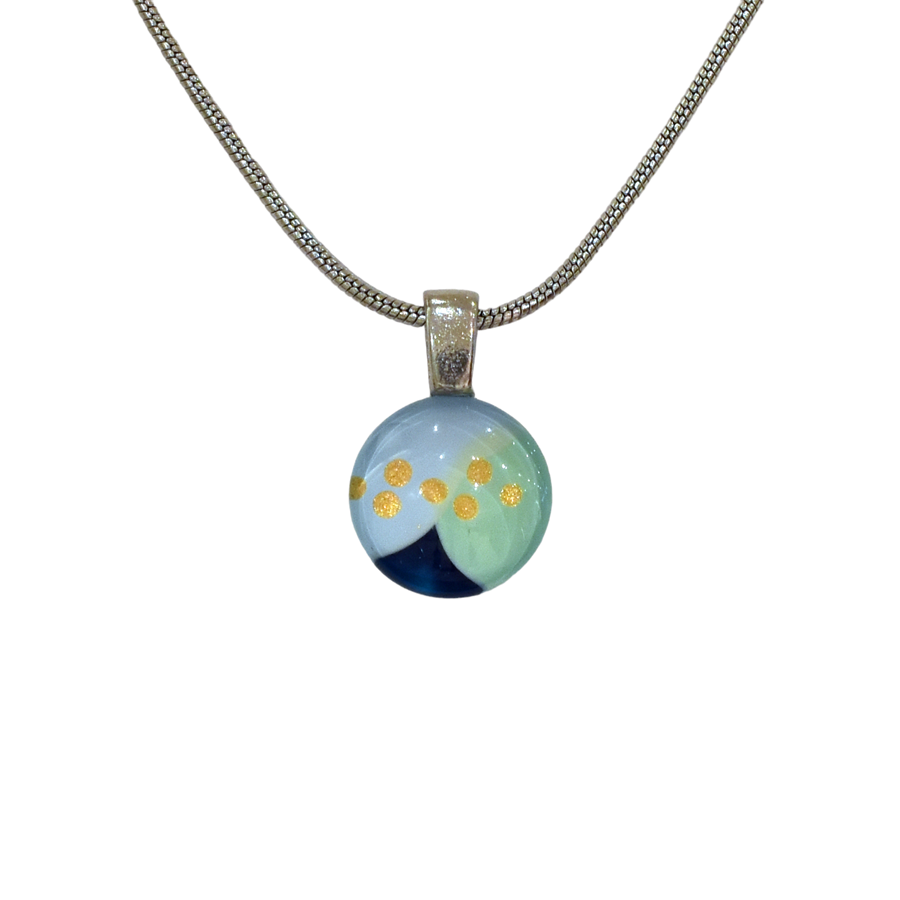 Collier mini rond, no 61, de l'artiste Azurine, Peint à la main, Chaîne 18 po acier inoxydable, Matière première : verre, cuisson au four
