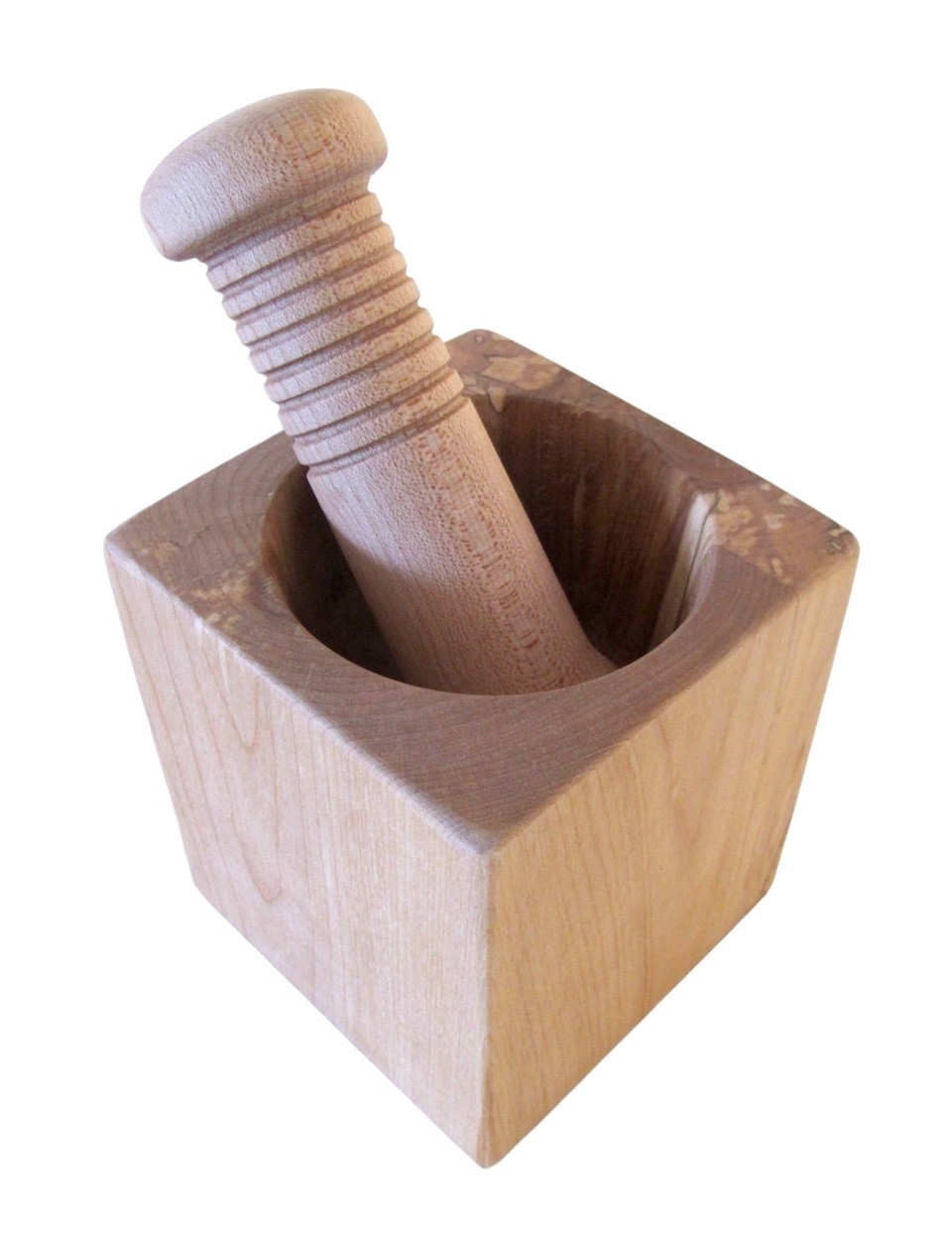Mortier carré, no 2, avec pilon, de l'artiste Richard Ouellet, pièce originale, faite de érable coti, dimension : 3.5 x 3.5 x 3.5 po (moyen)