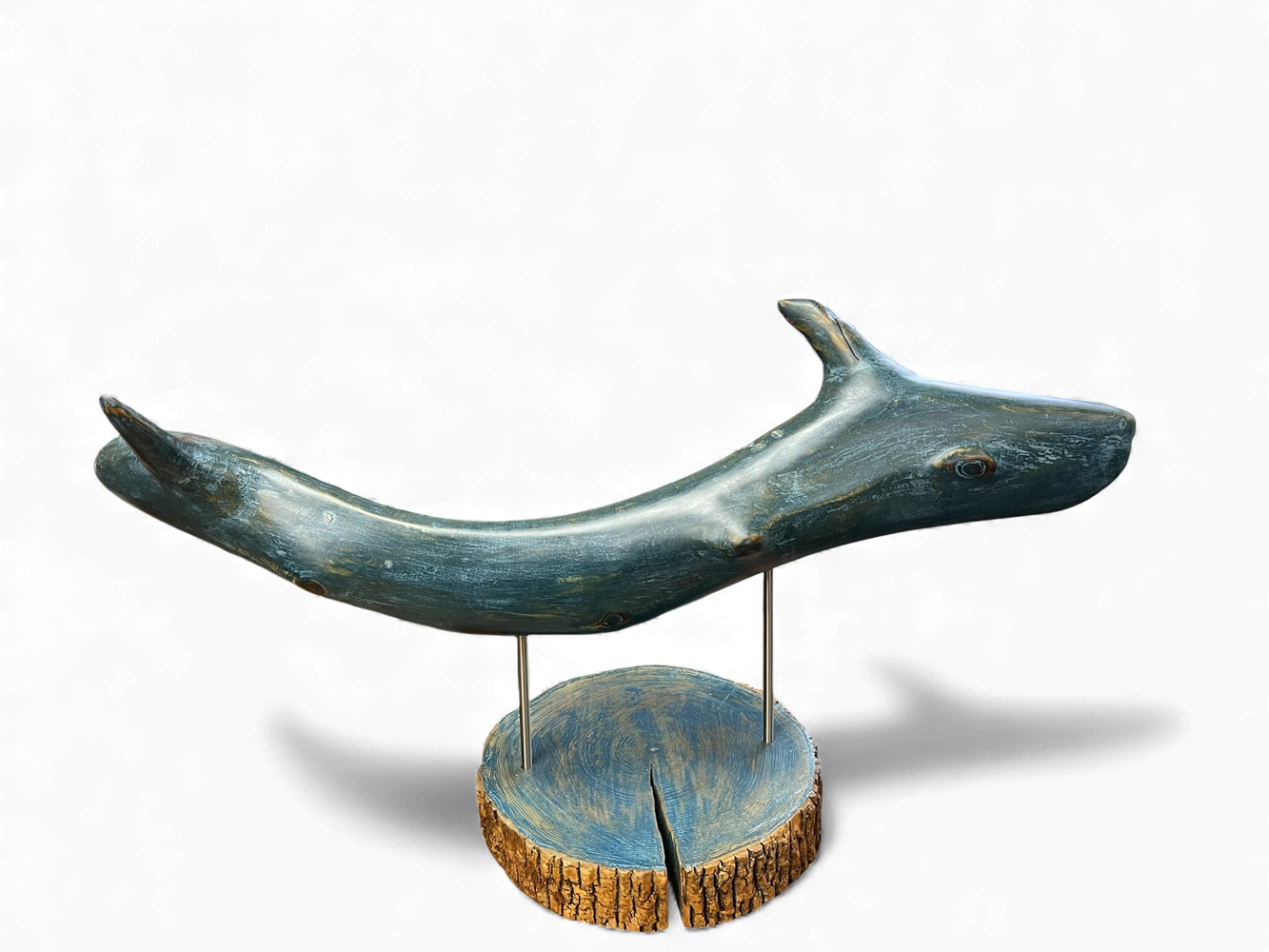 Mordicus, de l'artiste Pierre Paquet, Sculpture, Bois de grève, Dimension : 23 H x 5 x 41 po