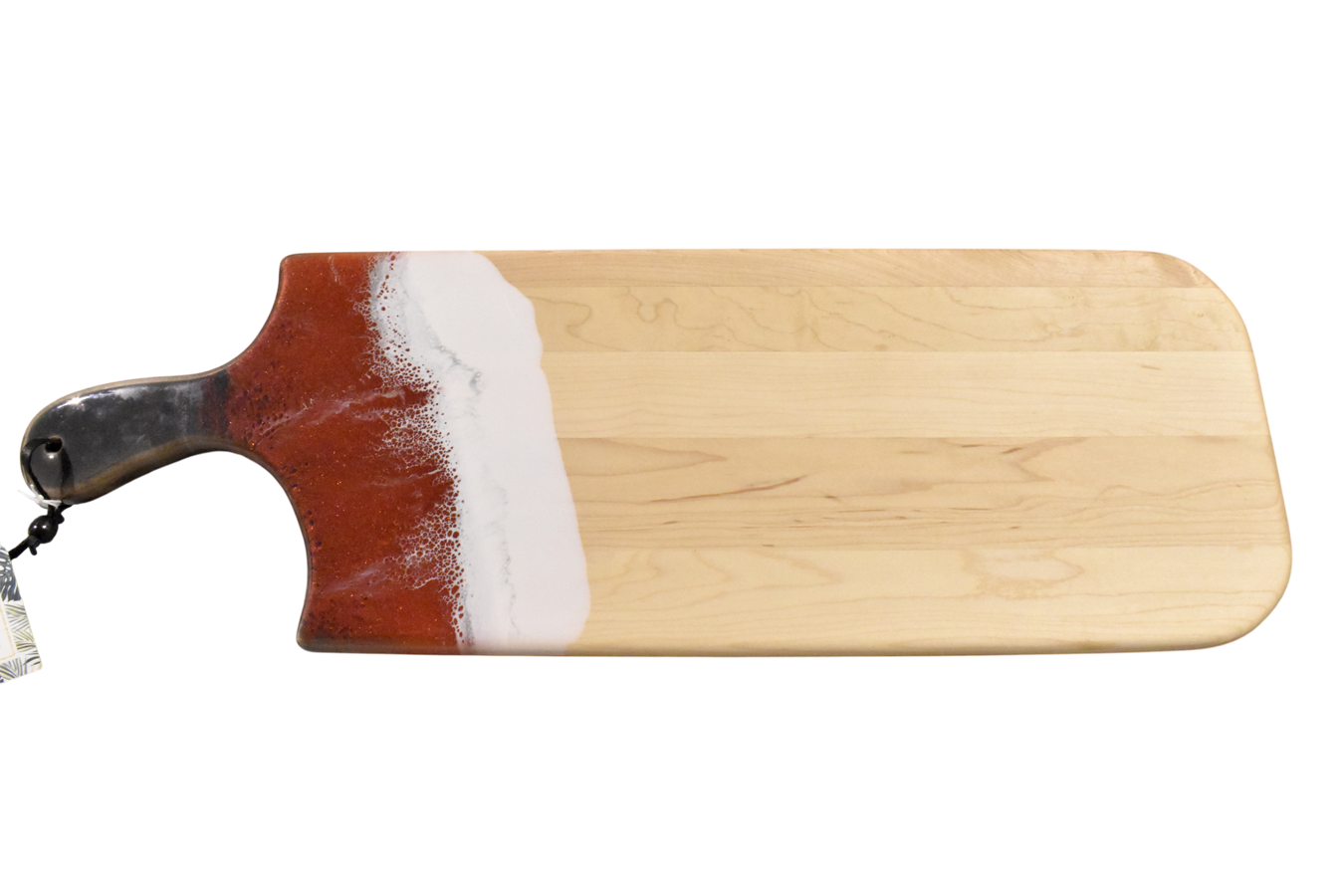 Planche à découper, moyenne, no 30, Rouge brique / noir et blanc, de l'artiste Julie Marcotte, Matériaux, Érable, résine alimentaire et huile de pépin de raisin, dimension : 3/4 x 8 x 24 pouces