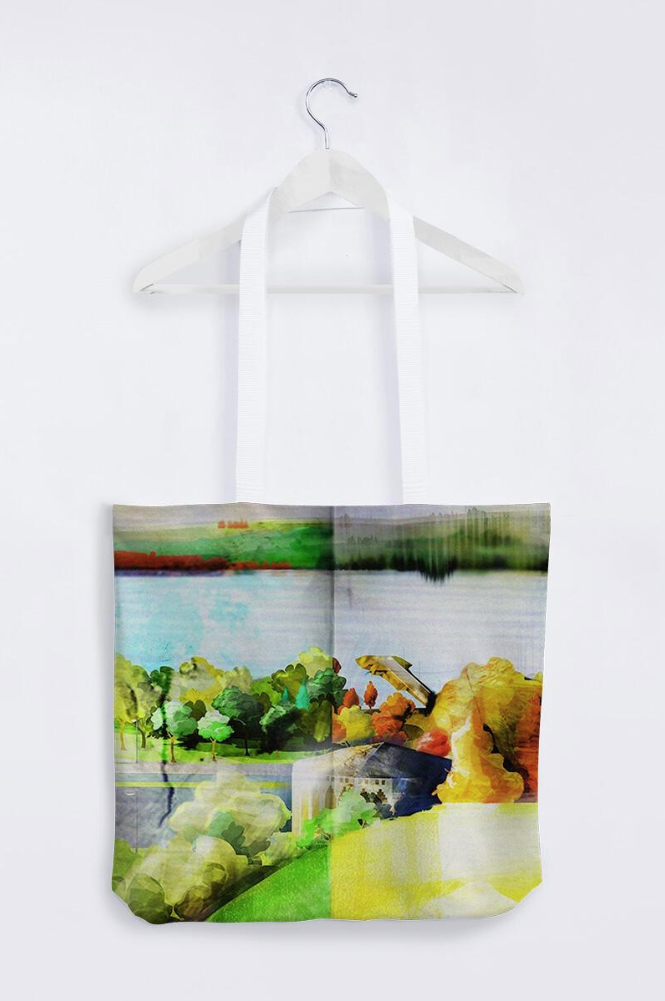 Sac réutilisable lavable, no D Quai de Ste Anne, modèle 'Ma Côte de Beaupré Ste-Anne', Ni Vu Ni Cornu, Art portable, Taille unique 18 po x 20 po, Fait au Canada