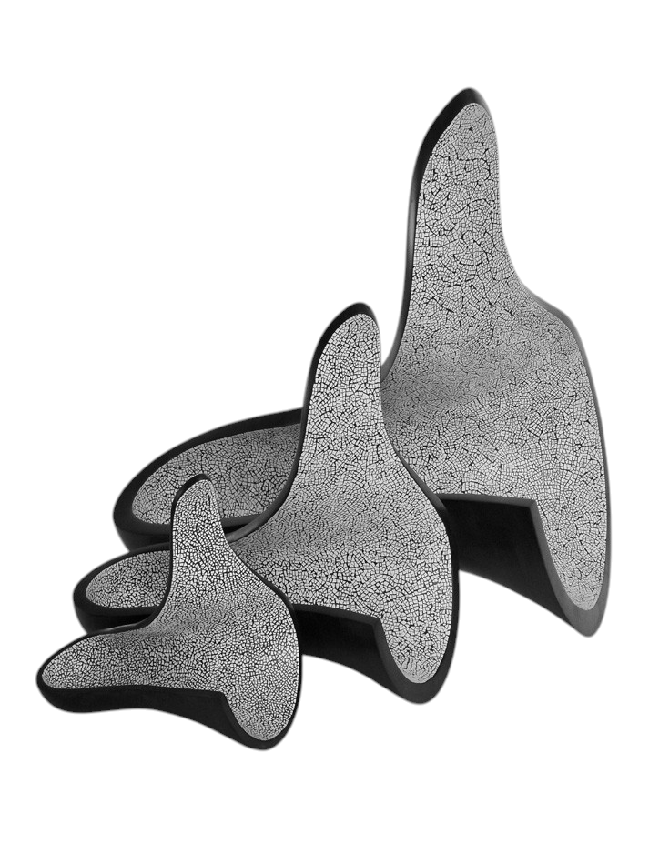 Transmission, de l'artiste Christianne Hamel, Sculpture, matière : Cerisier, Technique : Tournage et taille directe, Création unique, 3 pièces, dimension petite : 26 x 26 x 18 cm, dimension moyenne : 38 x 42 x 30 cm, dimension grande : 64 x 66 x 45 cm