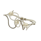 Bracelet LIANE PERLÉE, no 89, de l'artiste Sandrine Giraud. Couleur gris, argent et perles blanches. Ce bijou marie avec élégance la grâce et l’originalité des lignes.