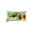 Coussin Bastien, rectangle long, no D Quai de Ste Anne, modèle 'Ma Côte de Beaupré', Ni Vu Ni Cornu, Auteure Annie Lévesque, artiste, Art portable, Imprimé des deux côtés (recto-verso), Fait au Canada, dimension : 12po x 23po