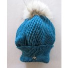 Tuque béret, no 46, de l'artiste Irèna Geerts, Création québécoise faite à la main. Modèle garni d'un pompon de fourrure recyclée et de laine alpaga à 100 %.