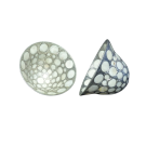 Les nuages nacrés # A et / ou # B, de l'artiste Christianne Hamel, Sculpture, médium : nacre et plomb, Créations uniques, dimension : 6 x 6 x 4 po chacune