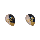 Boucles d'oreille, Puce à l'oreille, no 67, de l'artiste Azurine, Peintes à la main, Tiges en acier inoxydable, Matière première : verre, cuisson au four