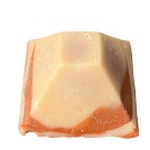 Savon 'Rose printemps', de l'artiste Oasis Douceur, Savon fait à base d'huile végétale, ne contient aucun additif ni fragrance chimique, Fragrance obtenue à partir d'huile essentielle issue de la nature.