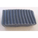 Savon 'P'tit bout de charbon', de l'artiste Oasis Douceur, Savon fait à base d'huile végétale, ne contient aucun additif ni fragrance chimique, Fragrance obtenue à partir d'huile essentielle issue de la nature.