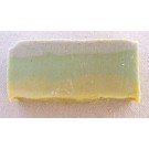Savon 'Main de pierre dans un gant de velours', de l'artiste Oasis Douceur, Savon fait à base d'huile végétale, ne contient aucun additif ni fragrance chimique, Fragrance obtenue à partir d'huile essentielle issue de la nature.