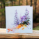 Carte de souhaits 5x5, -- L'appel de la forêt, Forêt mauve --, de l'artiste Anne-Marie Villeneuve, dimension : 5.25 x 5.25 pouces largeur, sans texte, avec enveloppe  Vous pouvez inscrire votre message à l'intérieur.  Carte vendue à l'unité