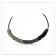 Collier ZIG ZAG no 87, de l'artiste Sandrine Giraud, couleur, noir, gris et argent. Ce bijou marie avec élégance la grâce et l’originalité des lignes.