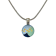 Collier mini rond, no 61, de l'artiste Azurine, Peint à la main, Chaîne 18 po acier inoxydable, Matière première : verre, cuisson au four