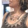Collier ROSE DES SABLES argent et blanc, no 93, de l'artiste Sandrine Giraud, Ce bijou marie avec élégance la grâce des perles avec l’originalité des lignes résolument contemporaines. vue B