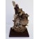 Main fongique, de l'artiste Raphaëlle Bitar, Sculpture, Plâtre et végétaux divers, dimension : 7 x 4.5 x 4 pouces